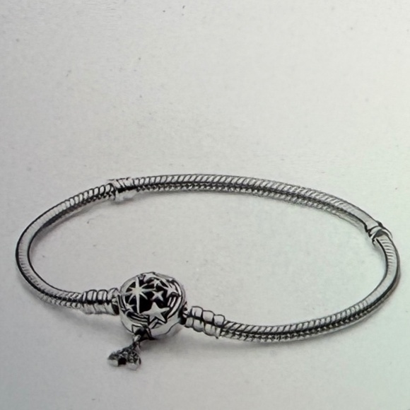 Fantasyland Castle Shooting Star Snake Chain Bracelet by Pandora, size 7.9 - Picture 6 of 6